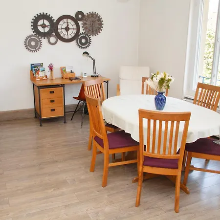 Grand Duplex Familial 113 M - Jardin - Colmar Gare - 4 Chambres コルマール